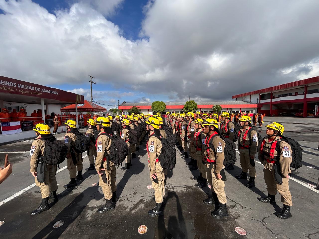 Corpo de Bombeiros do Amazonas inicia aulas do curso de prevenção e combate a incêndios florestais